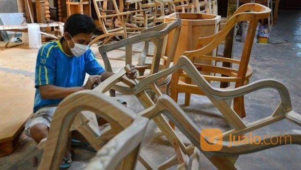  Mebel  Buat Perbaikan Kursi Almari Pintu Meja 