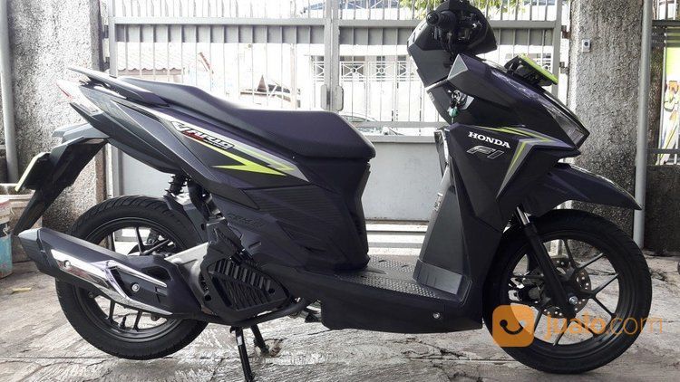 Honda Vario  Cbs Iss Tahun  2017  Idling Stop Hitam Gress 