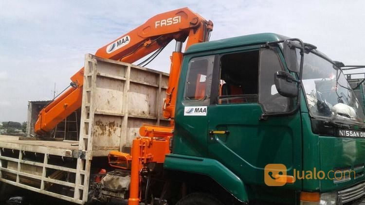 NISSAN DIESEL TRUCK CRANE Kapasitas 11 Ton Jakarta Timur 