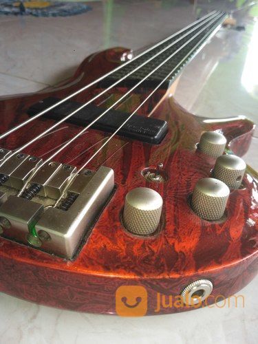 Bass Cort Curbow 4