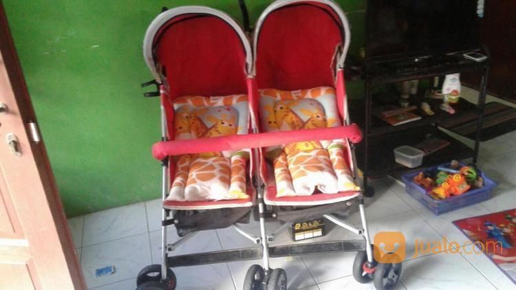 harga stroller kembar