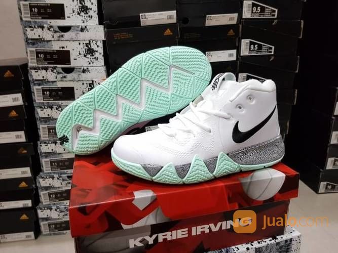 sepatu basket nike kyrie