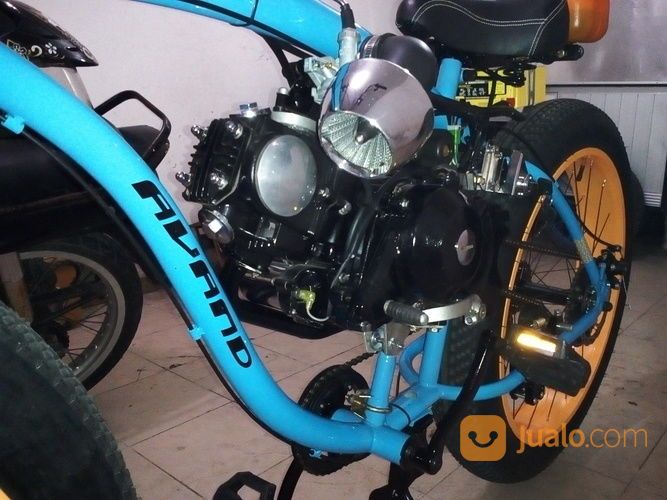Sepeda Fat Bike Cruiser Motorized 26 X 4 Engine 50cc 4tak 4 Speed Manual Surabaya Jualo