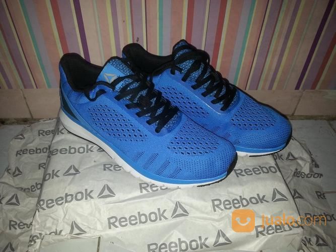 sepatu running reebok