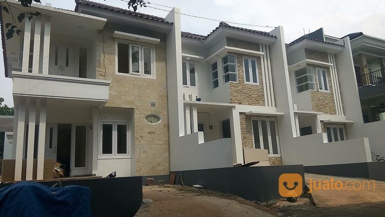 Rumah Mewah Siap Huni Perumahan Grand Depok City Cluster Puri Insani 2 GDC