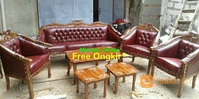 Kursi Tamu Jati Louis Bolong 3111 Meja Besar Meja Kecil 2 Sofa