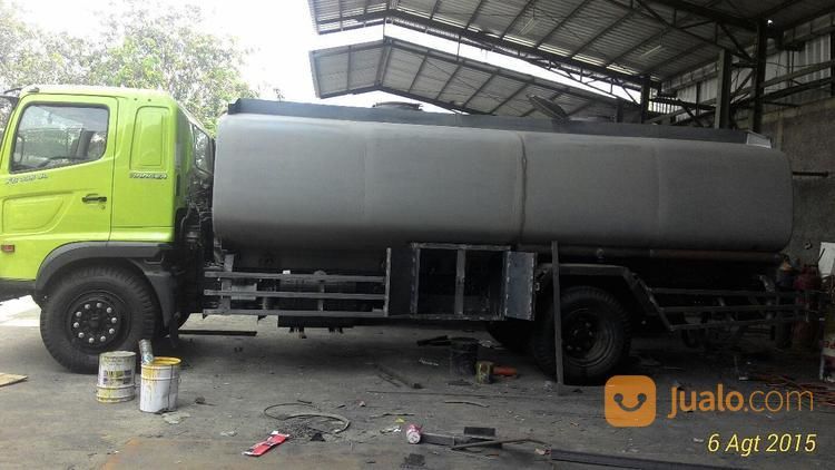  Tangki  Kapasitas 12 000 15 000 L Hino  FG 235  JL 4x2 