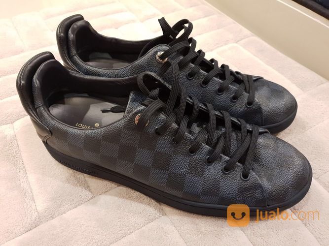 LOUIS VUITTON Damier Cobalt Frontrow Sneakers