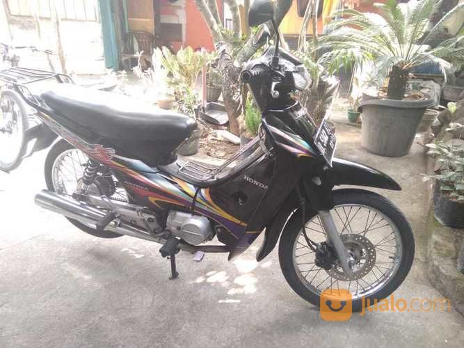  Supra  X  100  Tahun 2004 Yogyakarta Jualo