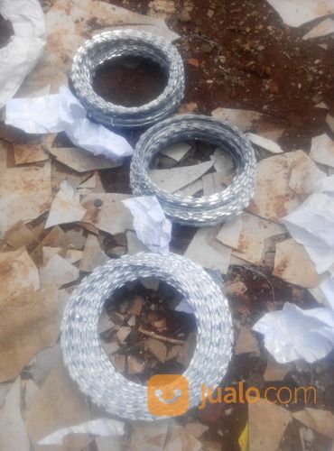 Razor Wire Kawat Duri Silet Type Bto 30 Double
