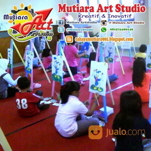 Paket Mewarnai Kaos B Gambar Donal Bebek