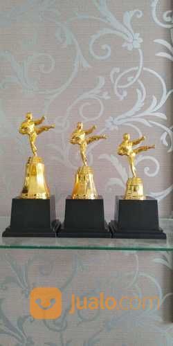 King Trophy Bandung Piala Karakter