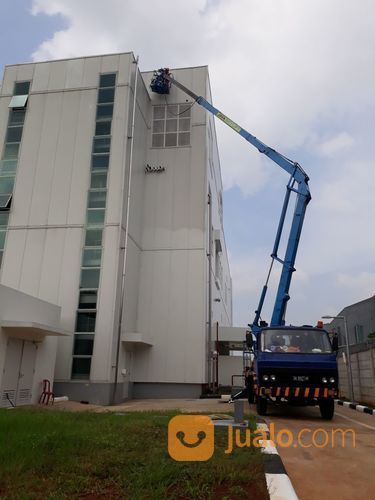 Sewa Rental Mobil Skylift Mobil Pju Truck Mounted Tangerang Jualo
