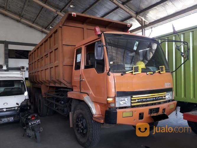 Mitsubishi Fuso  Ganjo Dumptruck Tahun 2012 Kab Bekasi 