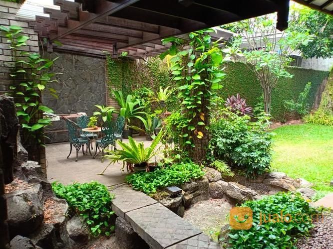 Rumah Luas 1.000m2 Jl. Adhyaksa Raya, Lebak Bulus