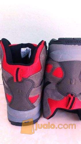 Sepatu Consina Tower Trek (DISKON)