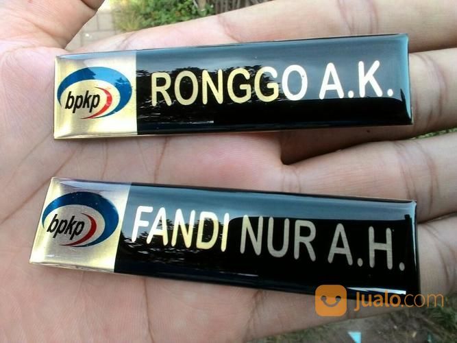 Name Tag Kuningan Peniti Resin Di Kab Tangerang Banten Jualo Com<script async src=