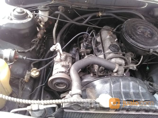 Toyota Corolla DX 1982 Warna Putih