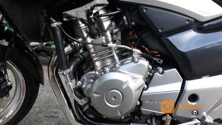 Motor Suzuki Inazuma 2013