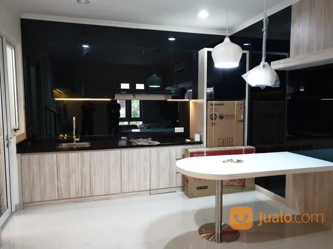 Rumah Di Cluster Thomson Gading Serpong