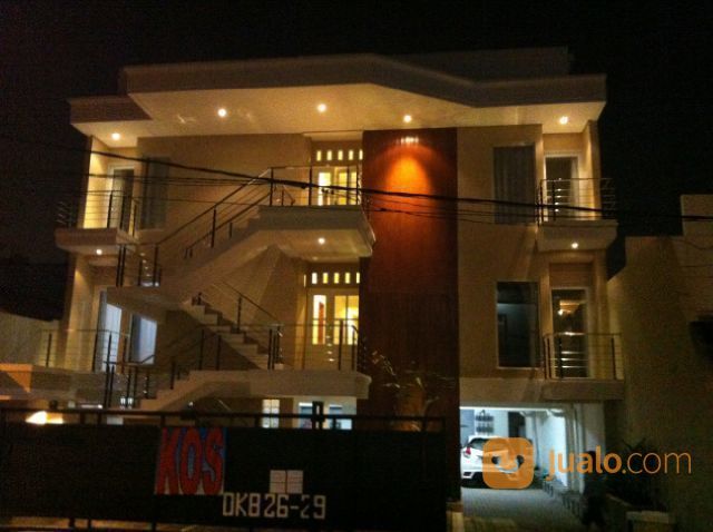 Rumah Kost Mewah Aktif Di Dukuh Kupang Barat Dengan Rumah Kost Mewah Aktif Di Dukuh Kupang Barat Dengan