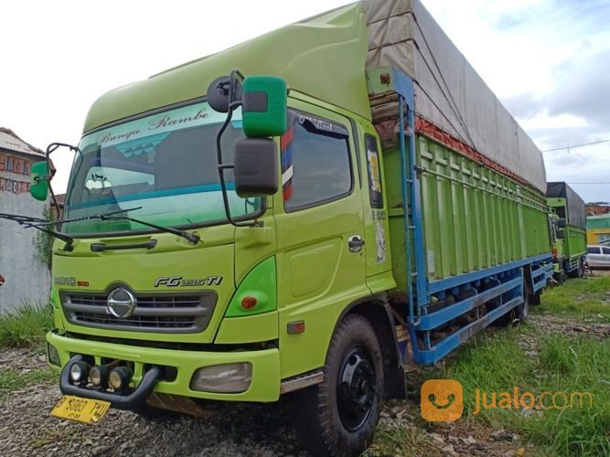 Hino Lohan FG235TI Bak  Besi Panjang  Tahun 2012 Istimewa 