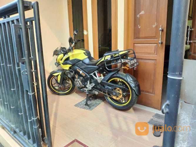  Kawasaki  Bajaj  200ns  2014 Jakarta Selatan Jualo