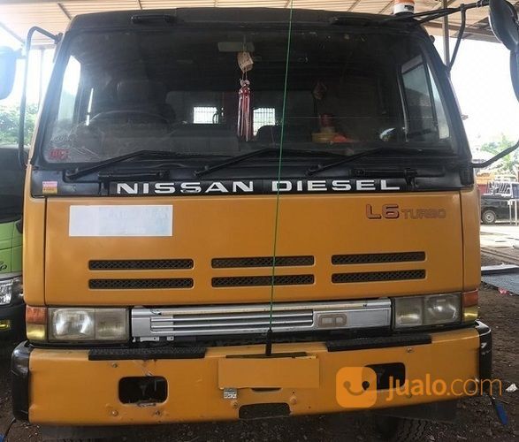  Truk  Crane Nissan  Diesel Kapasitas 5 Ton Jakarta Timur 