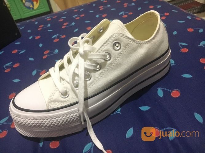 Sepatu Converse Yang Asli 