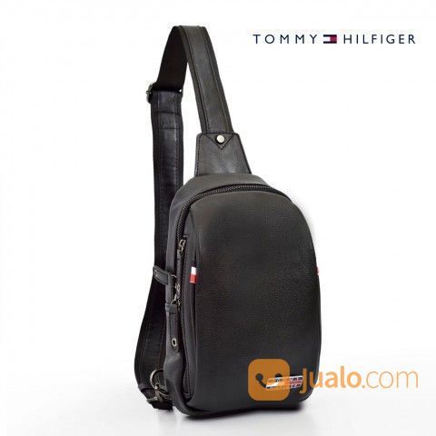 tommy crossbody