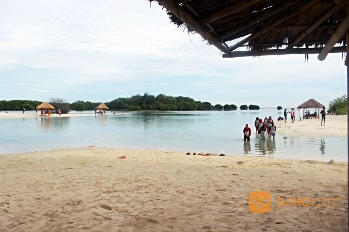 Menginap 2H 1M Di Pulau Pari