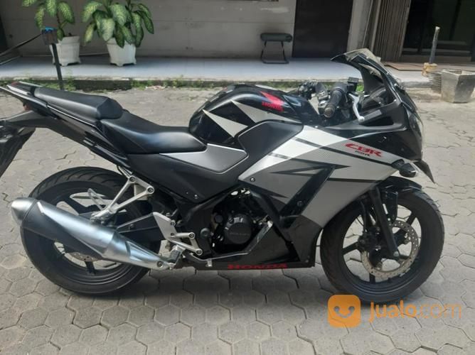 Motor Cbr 150r Tahun 2015