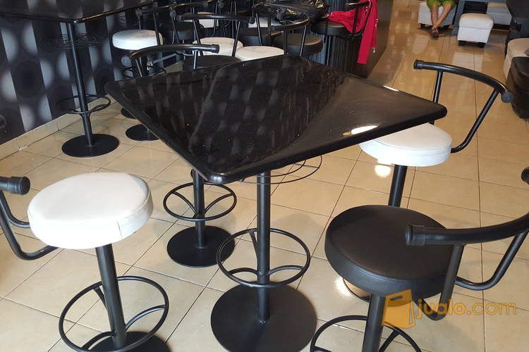 meja cafe  tinggi hitam putih minimalis  Tangerang Selatan 