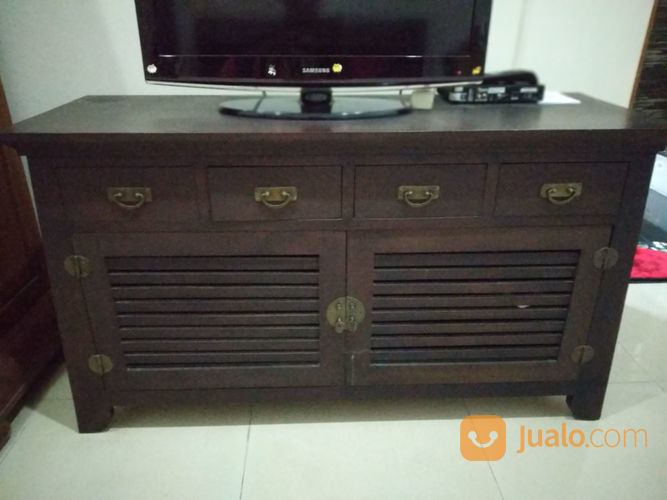 Meja TV Kayu Jati Modern