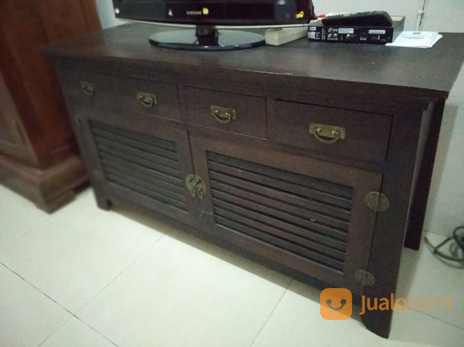 Meja TV Kayu Jati Modern