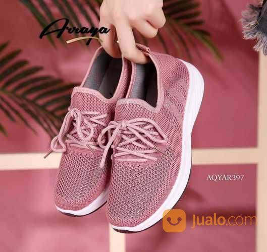 arraya flyknit sneakers