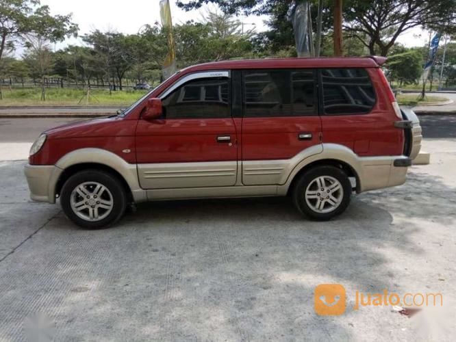 Mitsubishi Kuda Grandia M T Tahun 2005 Merah Bekasi Jualo