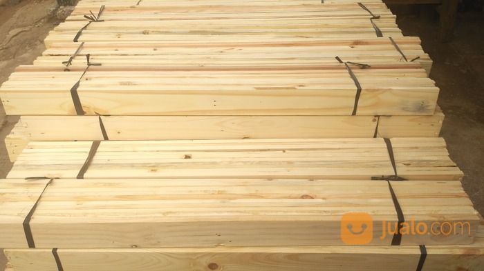 Kayu Palet Jati Belanda Ukuran Panjang 100-120 Cm ,Lebar 8cm , Tebal 2cm