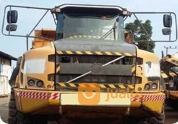 Articulated Dump Truck Volvo  Model A40F Tahun 2011 