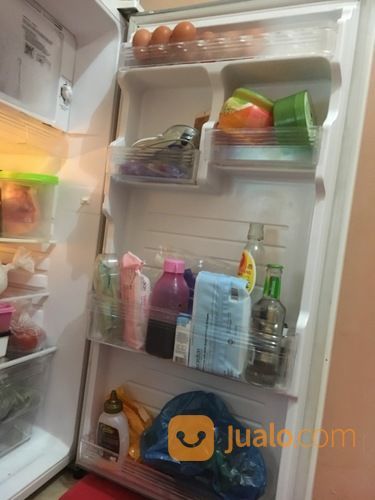Kulkas Sharp 1 Pintu, Masih Bagus Harga Murah di Kota Jakarta Barat