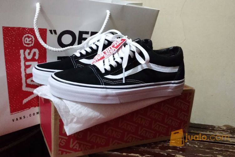 vans di bogor