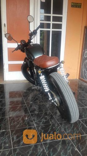 Honda CB Tahun 80 Modif Standar