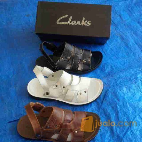 harga sandal clarks