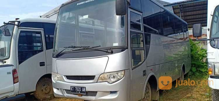 Mitsubishi Colt Diesel Bus 2013