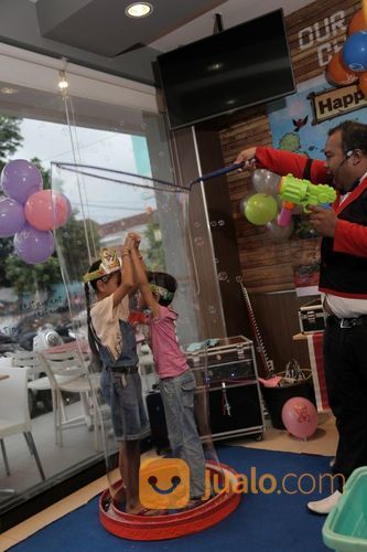 Bubble Show Bali And Paket Badut Sulap Bali