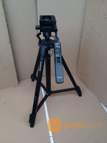 Sony VCT-80AV Remote Control Tripod Handycam Camcorder