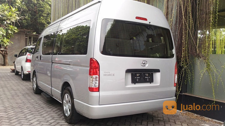 harga hiace commuter 2020