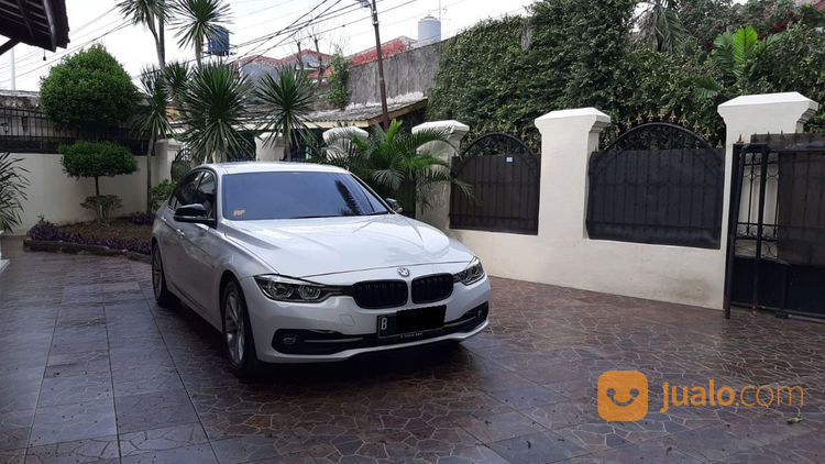 Gambar Mobil Bmw 320i