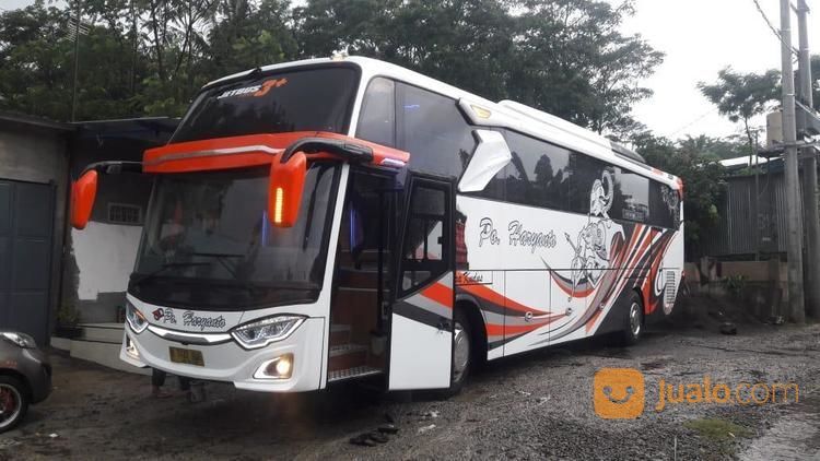 Big Bus Hino R260 Shd 2014 Kab Rembang  Jualo