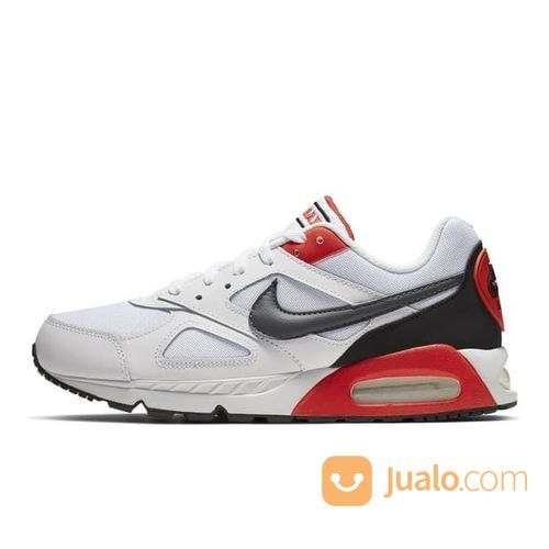 nike air max ivo white black